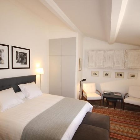Appartement Quartier Mazarin Aix-en-Provence Habitación foto